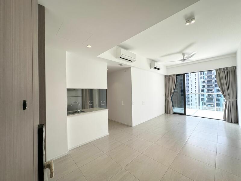 Spacious, Bright and Breezy Living Room 