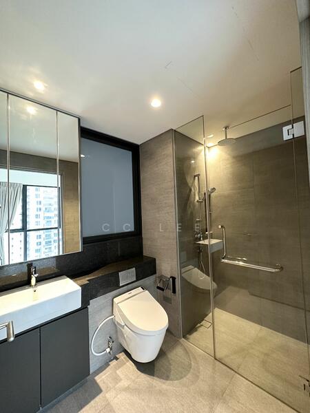 Luxurious Master En Suite