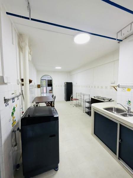 115 Bedok North Road, 115 Bedok North Road, Bedok / Upper East Coast, 2 Bedrooms, 721 sqft, HDB Flat For Rent, by Desmond Low, 24773270 - Kitchen - PropertyGuru.com.sg