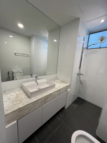 Rivershire, 31 Leonie Hill, 3 Bedrooms, 1,690 sqft, Condominium For Rent, by Patricia Lim, 24774541 - PropertyGuru.com.sg