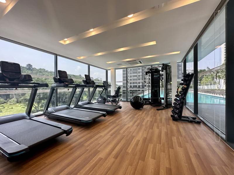 Midwood, 8 Hillview Rise, Dairy Farm / Bukit Panjang / Choa Chu Kang, 3 Bedrooms, 904 sqft, Condominium For Sale, by Raymond Ding, 24774598 - PropertyGuru.com.sg