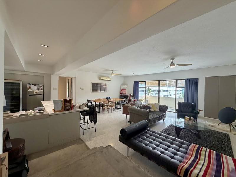 Cavenagh Court, 151 Cavenagh Road, Orchard / River Valley, 3 Bedrooms, 1,819 sqft, Apartment For Rent, by Raymond Ang, 24775029 - Living Room - PropertyGuru.com.sg