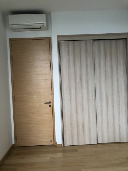 The Crest, 101 Prince Charles Crescent, 2 Bedrooms, 883 sqft, Condominium For Sale, by Chiang Angelina, 24775222 - PropertyGuru.com.sg