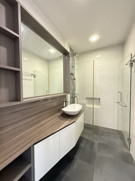 Country Park Condo, 37 Bedok Road, 3 Bedrooms, 1,314 sqft, Condominium For Rent, by Justin Ng, 24776768 - PropertyGuru.com.sg