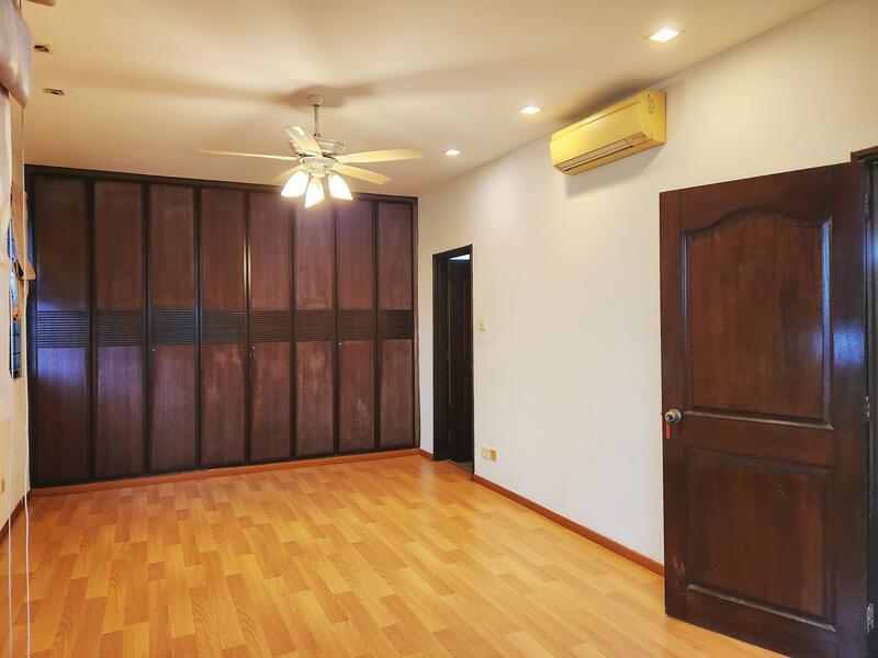 Ocean Park Condominium For Sale at S 4,300,000 PropertyGuru Singapore