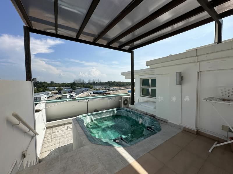 For Rent - Kew Green