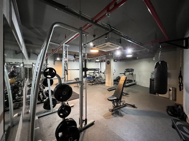 For Rent - Kew Green