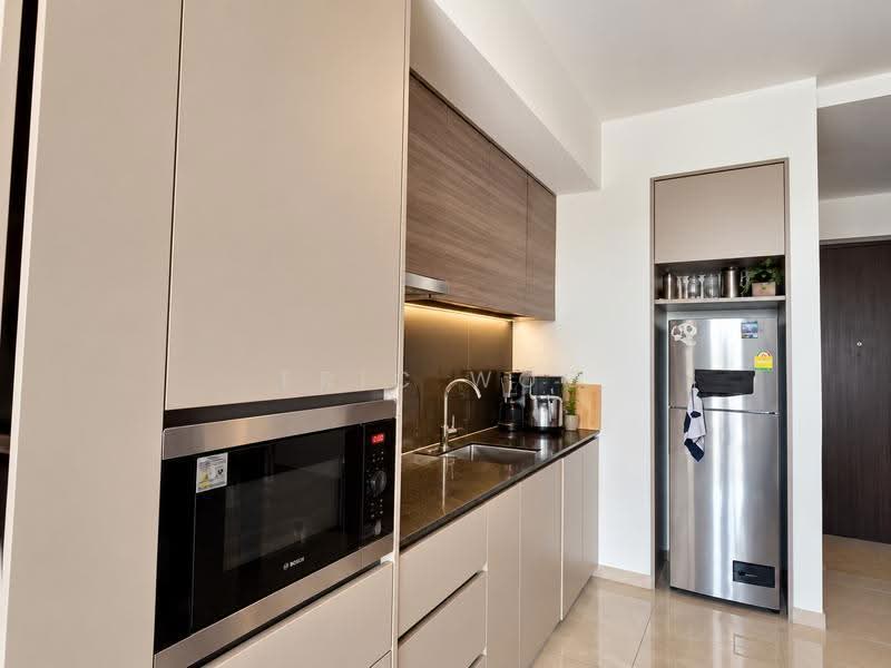 Parc Clematis, 8F Jalan Lempeng, Buona Vista / West Coast / Clementi New Town, 2 Bedrooms, 743 sqft, Condominium For Rent, by Eric Woo, 24780526 - Kitchen - PropertyGuru.com.sg