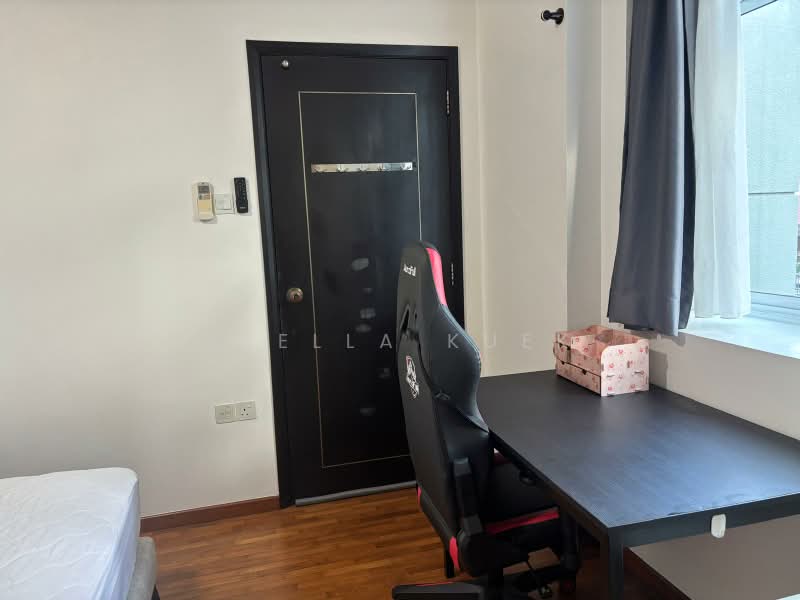 The Mornington, 16 Saint Michael's Road, Room Rental, 270 sqft, Condominium For Rent, by Stella Kuek, 24780537 - Bright Bedroom - PropertyGuru.com.sg