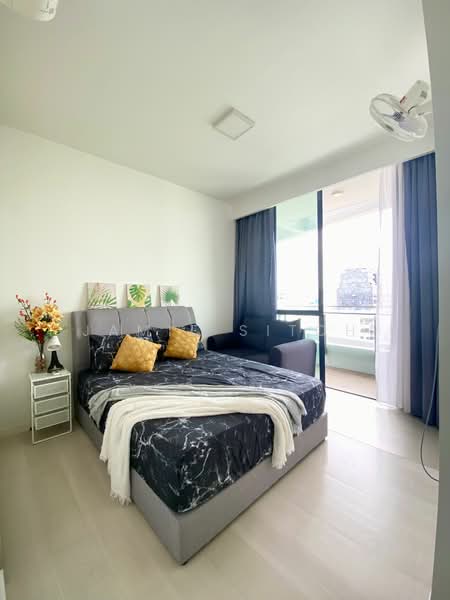 For Rent - Sky Green