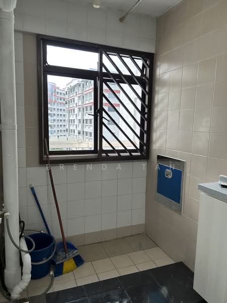 16 Hougang Avenue 3, 16 Hougang Avenue 3, 2 Bedrooms, 1,000 sqft, HDB Flat For Rent, by Brenda Tan, 24783245 - PropertyGuru.com.sg