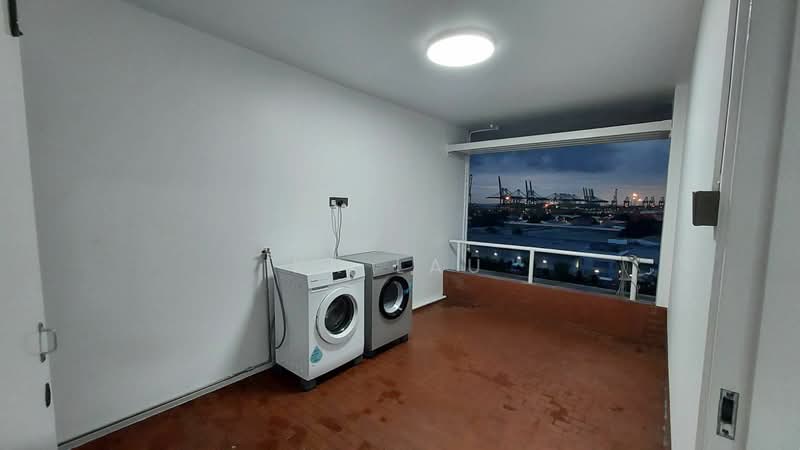 Starpoint, 319 Pasir Panjang Road, 1 Bedroom, 900 sqft, Condominium For Rent, by KK Lau, 24783556 - PropertyGuru.com.sg
