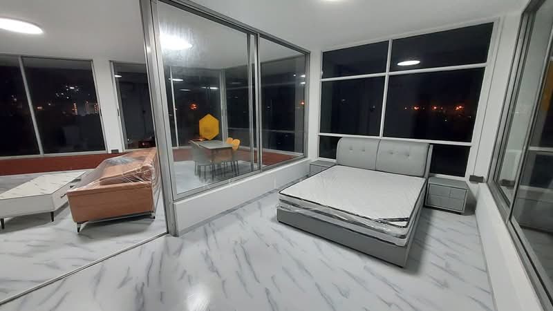 Starpoint, 319 Pasir Panjang Road, 1 Bedroom, 900 sqft, Condominium For Rent, by KK Lau, 24783556 - PropertyGuru.com.sg