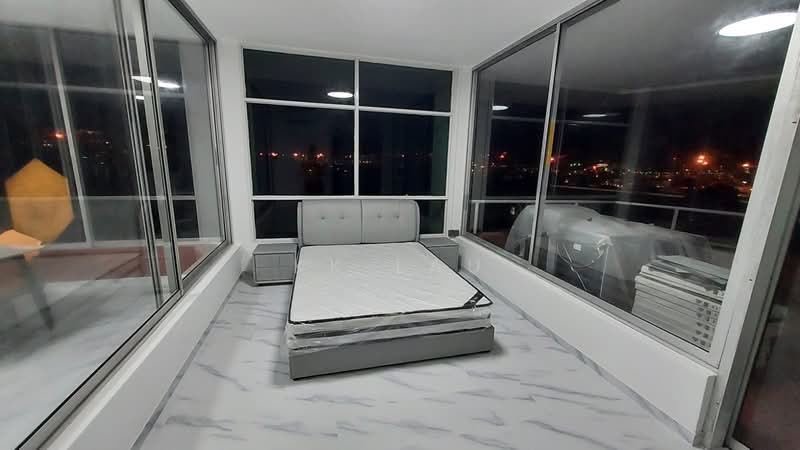 Starpoint, 319 Pasir Panjang Road, 1 Bedroom, 900 sqft, Condominium For Rent, by KK Lau, 24783556 - PropertyGuru.com.sg