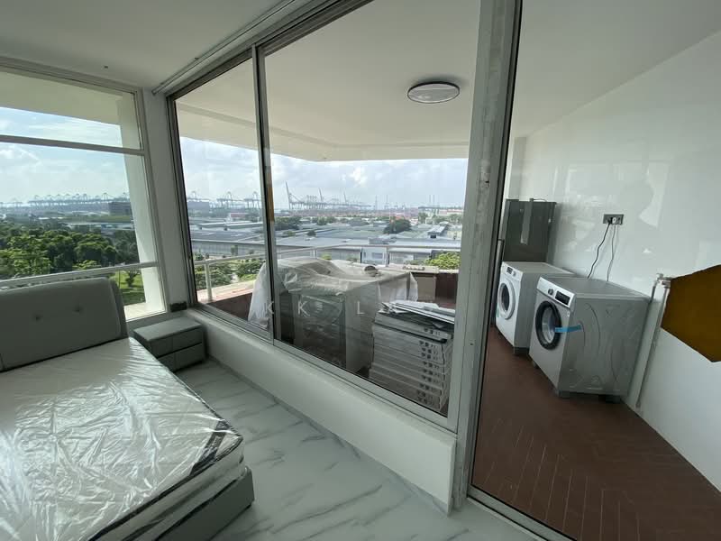 Starpoint, 319 Pasir Panjang Road, 1 Bedroom, 900 sqft, Condominium For Rent, by KK Lau, 24783556 - PropertyGuru.com.sg