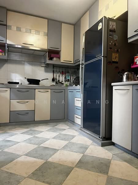 425 Woodlands Street 41, 425 Woodlands Street 41, 4 Bedrooms, 1,292 sqft, HDB Flat For Sale, by Donna Wang, 24783578 - PropertyGuru.com.sg