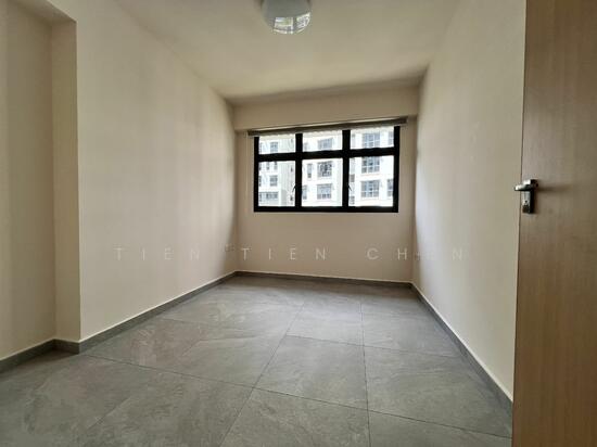 For Rent - 172B Sengkang East Drive