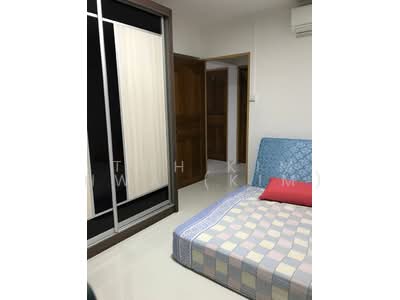 For Rent - 450 Jurong West Street 42