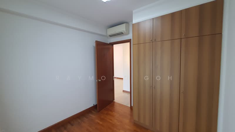 Burlington Square, 175 Bencoolen Street, 3 Bedrooms, 1,787 sqft, Apartment For Rent, by Raymond Goh, 24784619 - PropertyGuru.com.sg