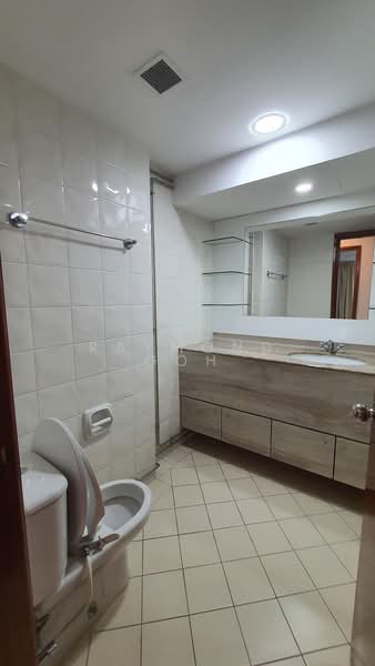 Burlington Square, 175 Bencoolen Street, 3 Bedrooms, 1,787 sqft, Apartment For Rent, by Raymond Goh, 24784619 - PropertyGuru.com.sg