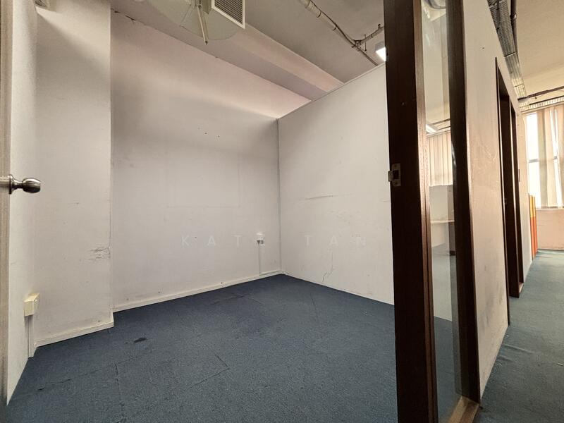 Wcega Tower, 21 Bukit Batok Crescent, 1,076 sqft, Light Industrial (B1) For Sale, by Kate Tan, 24785515 - CommercialGuru.com.sg