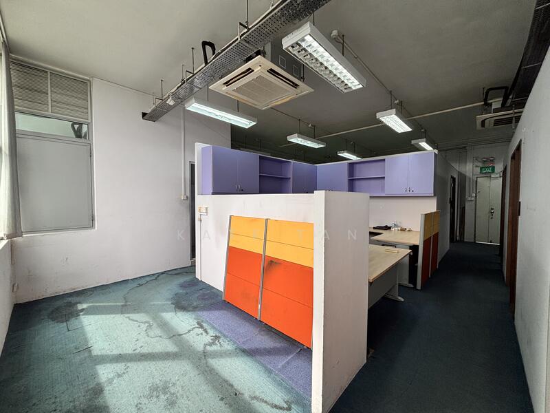 Wcega Tower, 21 Bukit Batok Crescent, 1,076 sqft, Light Industrial (B1) For Sale, by Kate Tan, 24785515 - CommercialGuru.com.sg