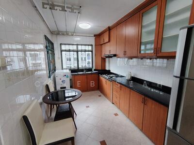 For Rent - 124B Rivervale Drive