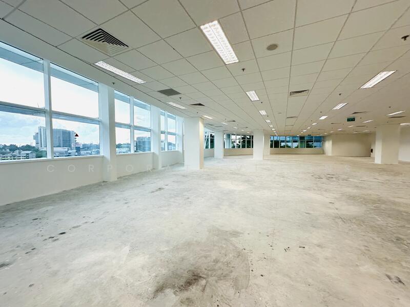 ONE NORTH FUTURISTIC BP OFFICE space suits Corporate HQ, Fintech, Media, tech startups, One North, Fusionopolis: CONTACT: +6596881177, 3,000 sqft, Business / Science Park For Rent, by KOH HOONG TSE (ADRIAN), 24786869 - CommercialGuru.com.sg
