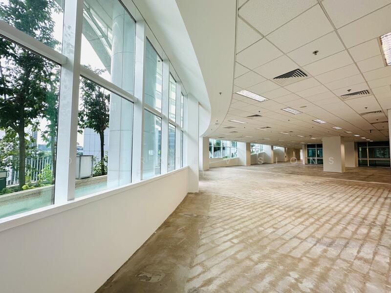 ONE NORTH FUTURISTIC BP OFFICE space suits Corporate HQ, Fintech, Media, tech startups, One North, Fusionopolis: CONTACT: +6596881177, 3,000 sqft, Business / Science Park For Rent, by KOH HOONG TSE (ADRIAN), 24786869 - CommercialGuru.com.sg