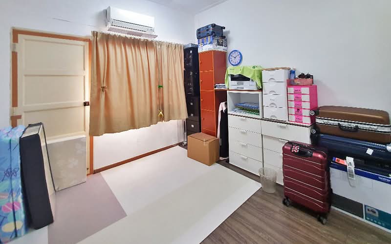Lorong Pisang Hijau, , 3 Bedrooms, 2,500 sqft, Terraced House For Rent, by Eve Lim, 24787538 - PropertyGuru.com.sg
