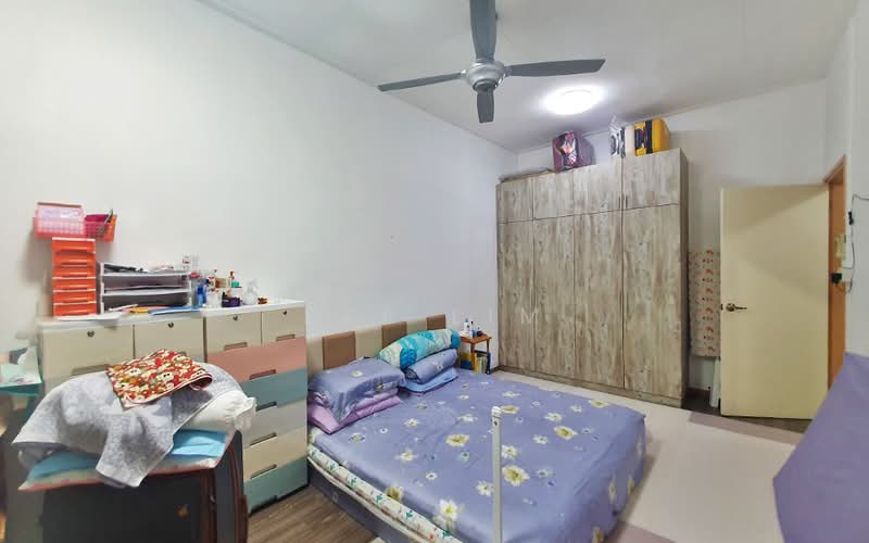 Lorong Pisang Hijau, , 3 Bedrooms, 2,500 sqft, Terraced House For Rent, by Eve Lim, 24787538 - PropertyGuru.com.sg