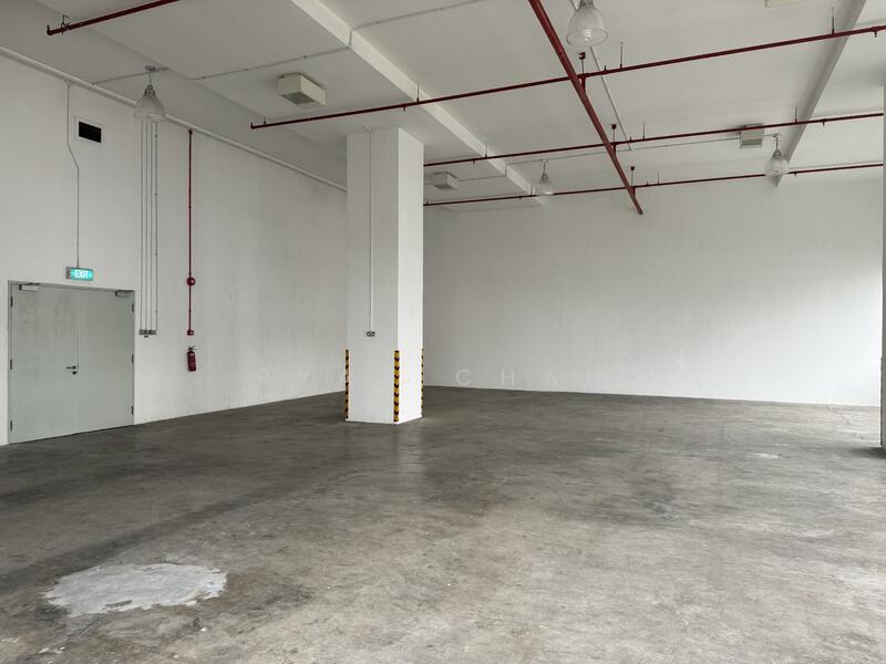 4.5m Clear | Loading Bays @ Pandan, Pandan, 4,175 sqft, Warehouse For Rent, by Ryan Chau, 24787809 - CommercialGuru.com.sg