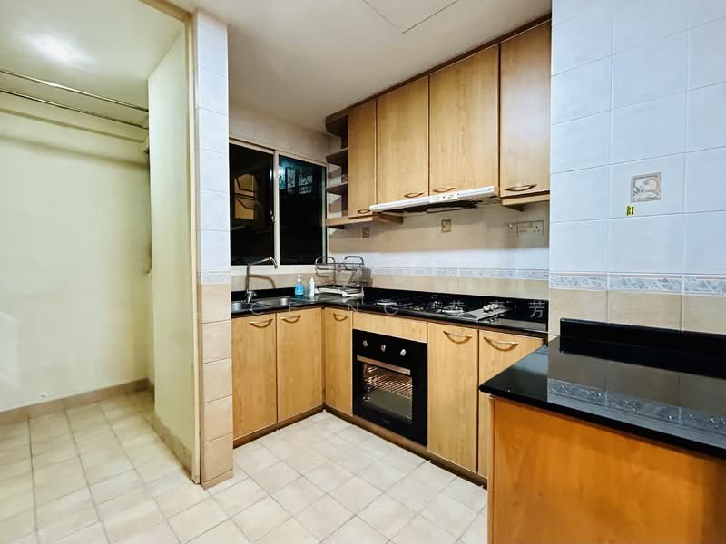 Yishun Emerald, 32 Canberra Drive, 3 Bedrooms, 1,206 sqft, Condominium For Rent, by Alice Ng 黄素芳, 24788076 - PropertyGuru.com.sg