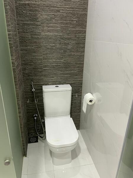 The Hillier, 2 Hillview Rise, 2 Bedrooms, 818 sqft, Condominium For Rent, by Darren Junior Ang, 24788239 - PropertyGuru.com.sg
