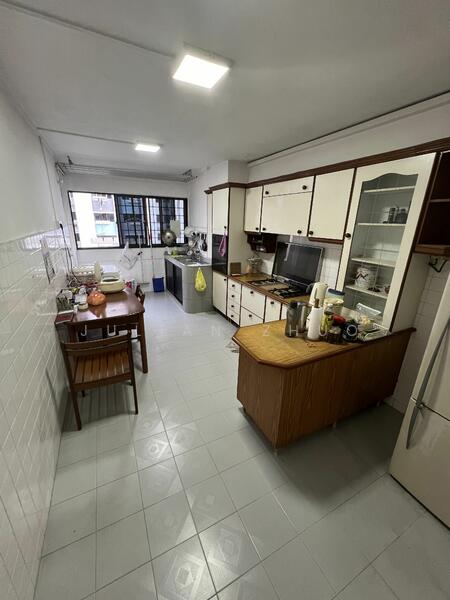 465 Ang Mo Kio Avenue 10, 465 Ang Mo Kio Avenue 10, Room Rental, 100 sqft, HDB Flat For Rent, by Julian Zhuo, 24790335 - PropertyGuru.com.sg