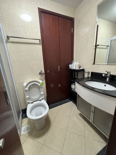 Sunny Palms, 65 Lorong G Telok Kurau, Room Rental, 100 sqft, Condominium For Rent, by Linda Ho, 24790605 - PropertyGuru.com.sg