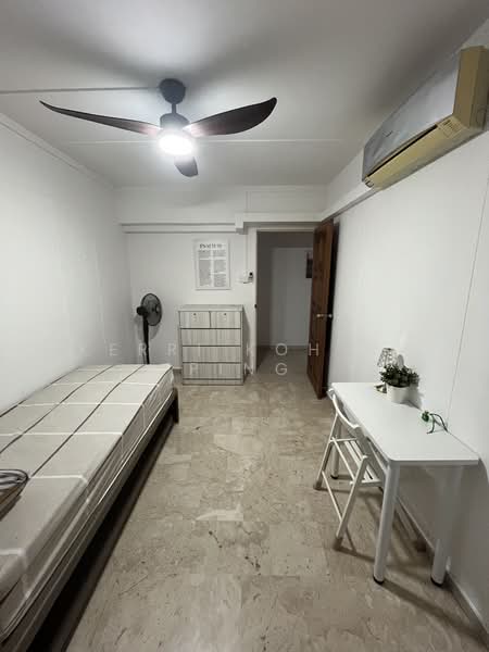 553 Woodlands Drive 44, 553 Woodlands Drive 44, Room Rental, 120 sqft, HDB Flat For Rent, by Kerri Koh Li Ping, 24790893 - PropertyGuru.com.sg