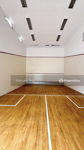 squash court