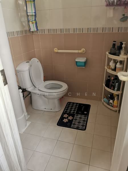 546 Ang Mo Kio Avenue 10, 546 Ang Mo Kio Avenue 10, Room Rental, 155 sqft, HDB Flat For Rent, by John Chen, 24792416 - PropertyGuru.com.sg