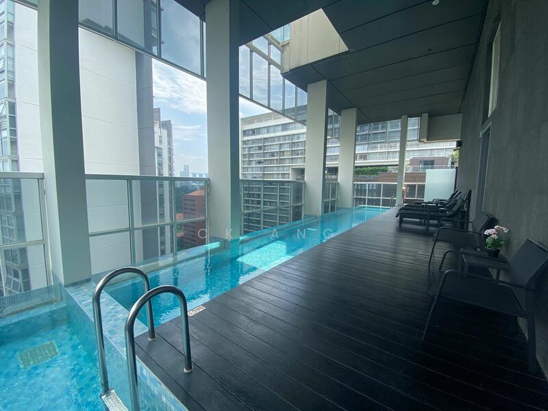 The Peak Cairnhill I Condominium For Sale at S 1,688,000