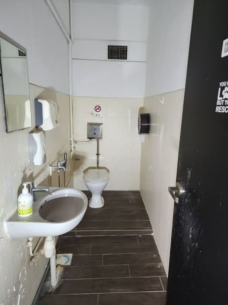 Sembawang Hills Estate, Jalan Gelenggang, 3 Bedrooms, 3,860 sqft, Shophouse For Sale, by Eugene Aw, 24793716 - PropertyGuru.com.sg