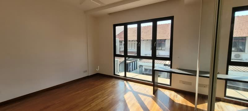 jalan saudara, jalan Saudara, 5 Bedrooms, 2,900 sqft, Terraced House For Sale, by J Han, 24795943 - PropertyGuru.com.sg