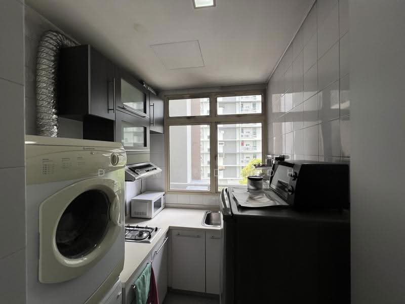 Mandale Heights, 45 Mandalay Road, Newton / Novena, 1 Bedroom, 646 sqft, Apartment For Rent, by Desmond Koh, 24796236 - PropertyGuru.com.sg