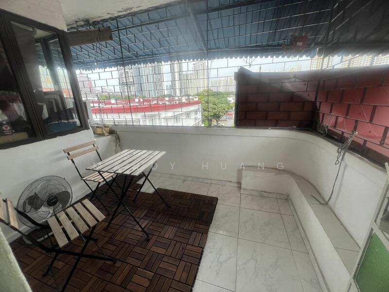 For Rent - 82 Tiong Poh Road