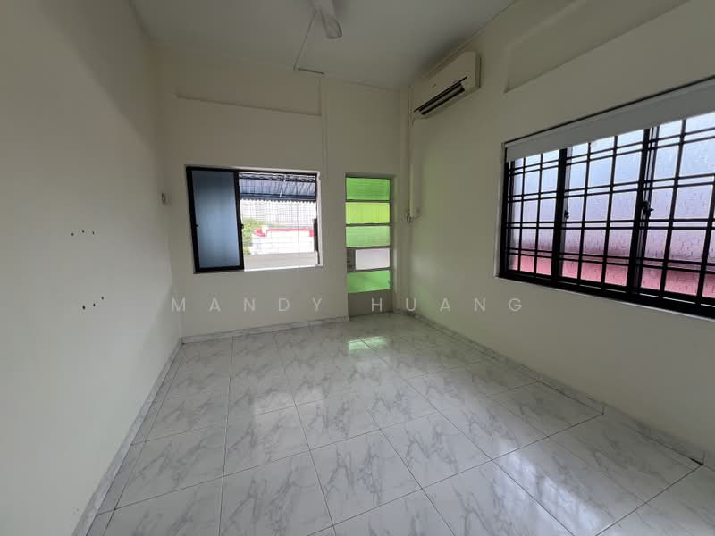 82 Tiong Poh Road, 82 Tiong Poh Road, 3 Bedrooms, 937 sqft, HDB Flat For Rent, by Mandy Huang, 24796514 - PropertyGuru.com.sg