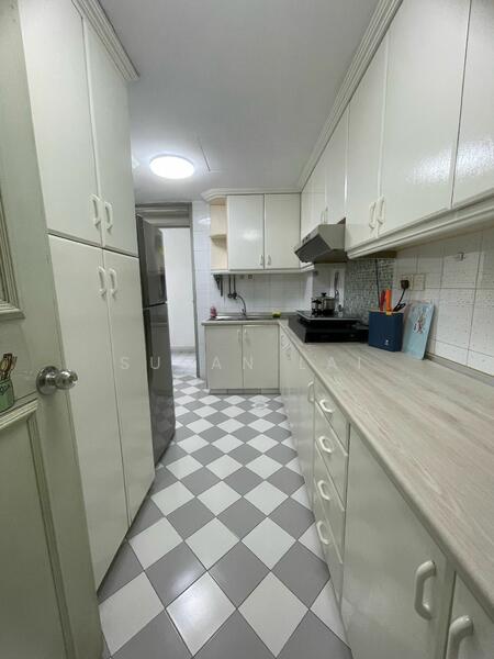 For Rent - Emerald Park