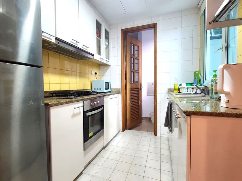 Queens, 10 Stirling Road, Room Rental, 250 sqft, Condominium For Rent, by Alyssa Huang 黄家敏, 24797993 - PropertyGuru.com.sg