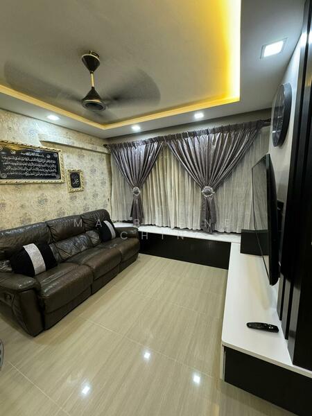 Fully Furnished Living Room 