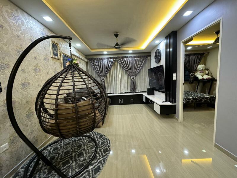 Fully Furnished Living Room 