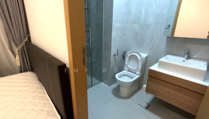 Tre Residences, 7 Geylang East Avenue 1, 3 Bedrooms, 861 sqft, Condominium For Rent, by Emy Wong, 24798782 - Master Bathroom - PropertyGuru.com.sg